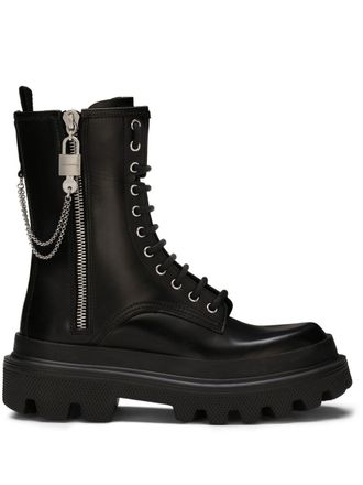 Dolce & Gabbana chain link-detailed combat boots - women - Leather - 39.5 - Black