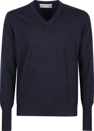 Ballantyne Plain V-Neck Cashmere Sweater