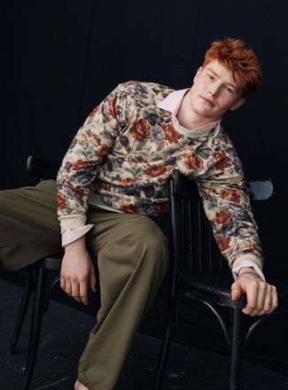 Le 31 Mens Floral tapestry sweatshirt Comfort fit Circular manufacturing