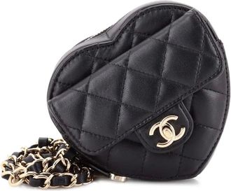 Chanel CC in Love Heart Quilted Lambskin belt bag - Nero