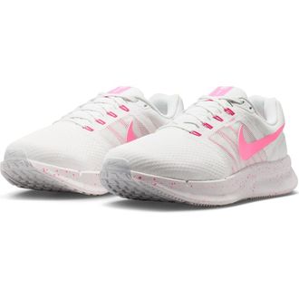 Nike Run Swift 3 Running Shoe in Summit White/Pink Glow at Nordstrom Rack, Size 10.5