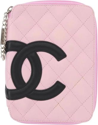 Chanel Pre-owned Wallets, female, Pink, Size: ONE SIZE Pre-owned Quilted Leather Wallet Clutch with CC Logo