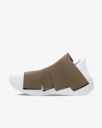 Fessura Womens Change Shoe 12 Land Everyday Sneakers