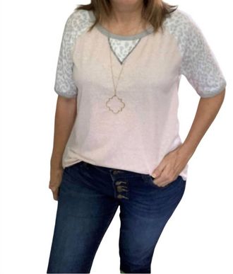 Bibi Womens Animal Print Sleeve Top In Blush