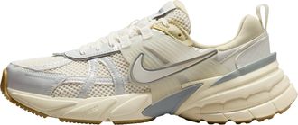 Nike (WMNS) Nike V2K Run White Photon Dust Fir FD0736-108