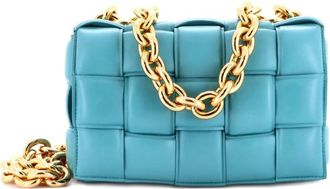 Bottega Veneta Cassette Chain Padded Maxi Intrecciato Leather crossbody bag - Blu