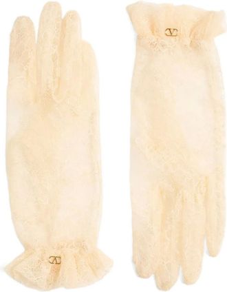 Valentino Garavani lace ruffled gloves - women - Viscose/Polyamide - 6 - Neutrals