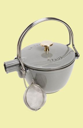 Staub 1 Quart Enameled Tea Kettle in Graphite Grey at Nordstrom