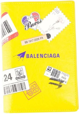 Balenciaga Cash Passport Holder - Balenciaga - Leather - Yellow - unisex - Balenciaga - Wallets & Cardholders - Yellow - ONE SIZE - Accessories