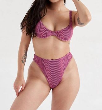 OneOne Grace Bikini Top In Montauk