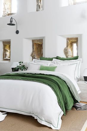Christy Premium Sateen Satin Soft Duvet Cover Sets in Green | Size: Super King