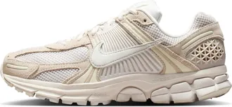 Nike Womens Zoom Vomero 5 Shoes with Reflective Accents in Grey | HQ0458-003