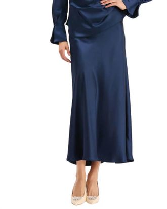 Tyler B&ouml;e Edie Charmeuse Skirt In Mid Navy