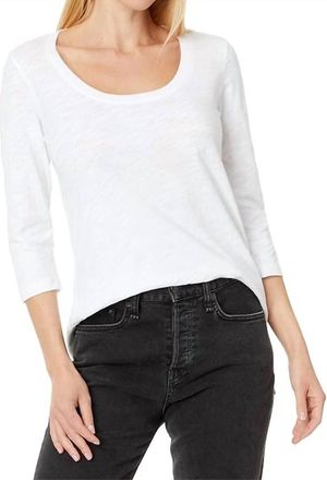 Mod-o-doc U-Neck Quater Sleeve Fine Tee In White