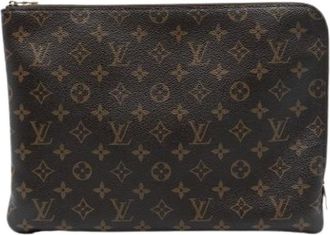 Louis Vuitton Pre-owned Clutches, female, Brown, Size: ONE SIZE Pre-owned Etui Voyage MM