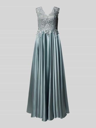 Luxuar Luxuar Abendkleid mit H&auml;kelspitze in Silber, Gr&ouml;&szlig;e 34