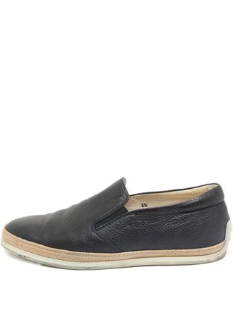 Tod's Pre-Owned leather loafers - Black