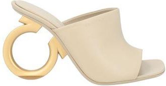 Ferragamo SCHUHE - Sandalen auf YOOX.COM