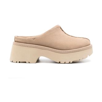 UGG New Heights Clog - Dames - Muiltjes - Beige - 41 EU - Leer - Schoenen