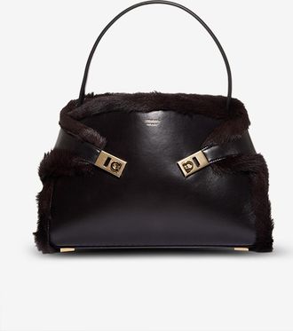 Ferragamo Abgerundete Handtasche aus glattem Leder Hug