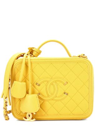 Chanel Borsa a tracolla Filigree Vanity Case media in pelle Caviar trapuntata - Giallo