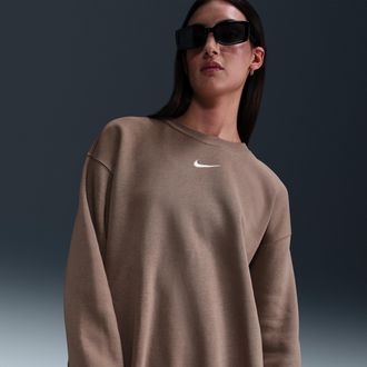 Nike Womens Nike Sportswear Phoenix Fleece Oversized Crew-Neck Sweatshirt in Brown | DQ5733-233