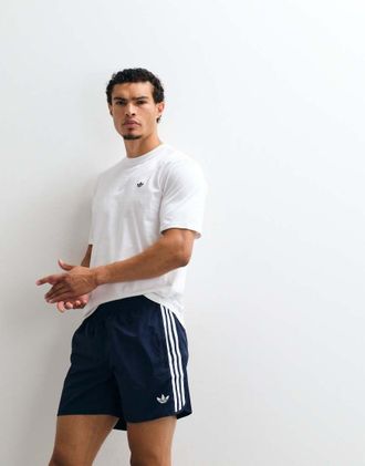 adidas Originals Pantaloncini sprinter blu navy con tre strisce