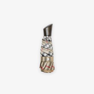 Burberry H26 Clutch - Sand