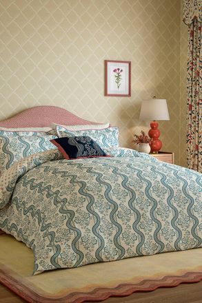 Sanderson Aubrey Cotton Duvet Cover Set in Beige | Size: Super King