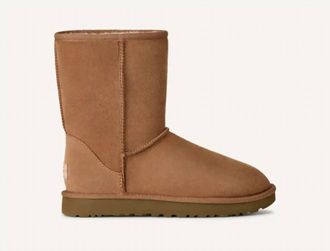 UGG Womens Classic Short Ii Boots In Chestnut