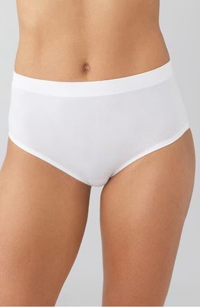 Wacoal B-Smooth Natural Briefs in White at Nordstrom, Size Xx-Large