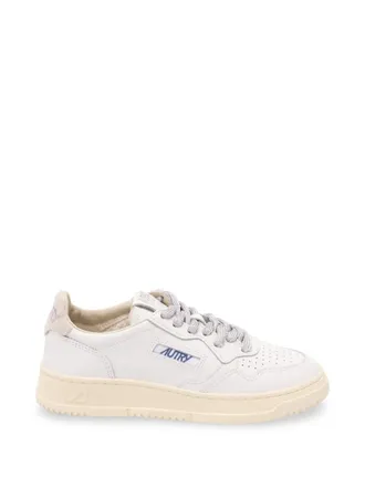 Autry Trainers White Medalist Low Woman Sneakers