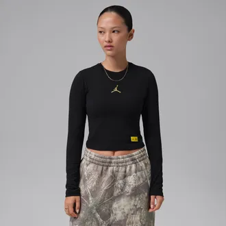 Nike Jordan Womens Jordan Realtree Long-Sleeve Graphic T-Shirt in Black | IX8040-010