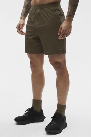 Alo | 7 Repetition Short in Olive Tree Green, Size: Medium