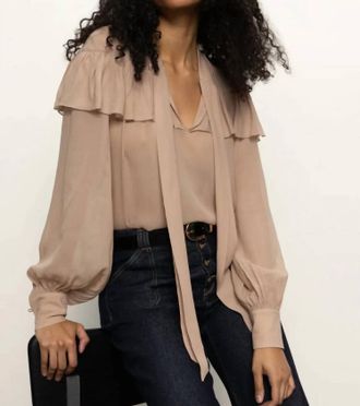 Sanctuary Fade Into You Ruffle Blouse In Fawn