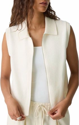 Theory Zip Up Spread Collar Vest In Cream