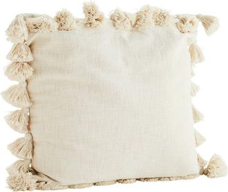 Madam Stoltz Funda de cojín de algodón con flecos de color beige