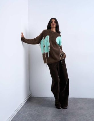 Topshop Maglione lavorato color cioccolato con fiori e nappe-Marrone