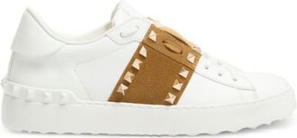 Valentino Garavani Beige Rockstud Sneakers