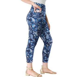 Roaman's Side-Pocket Essential Capri Legging in Navy Viny Paisley at Nordstrom, Size 32