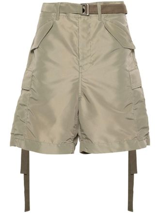 sacai gabardine cargo shorts - Green