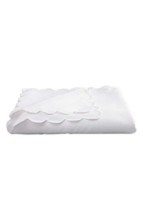 Matouk Savannah Gardens 120-Inch Tablecloth in White at Nordstrom, Size 120 In