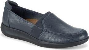 BareTraps Jilian Slip-On in Navy Blue at Nordstrom Rack, Size 7.5