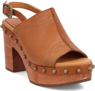 Dingo Clover Slingback Platform Sandal in Tan at Nordstrom, Size 8.5