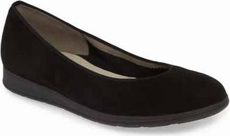 Ara Womens Shanice Flats In Black Nubuck