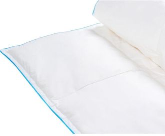 Beliani Edred&oacute;n De Lujo De Plumas Y Plum&oacute;n De Pato Ligero C&aacute;lido 6 Tog 150 X 200 Cm Blanco Cervino