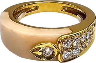 Vintage Coral And Diamond Gold Ring