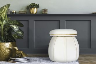 Kayoom Sitzhocker »Hocker Corin,extravagante Form,stilvolle Farben,elegant gesteppter Fuss« 1 Stk. tlg. komfortabel, hochqualitativ, pflegeleicht, sorgfältig