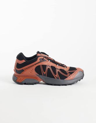 Salomon XT-WHISPER sneakers nere e arabia-Nero