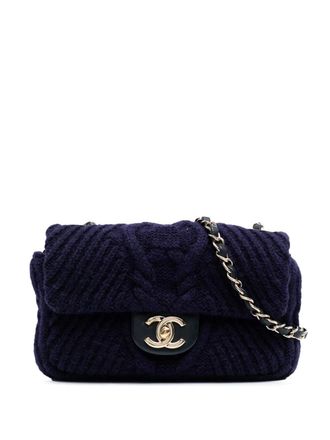 Chanel 2018 Small Paris Hamburg Cable Knit Flap shoulder bag - women - Fabric - One Size - Blue